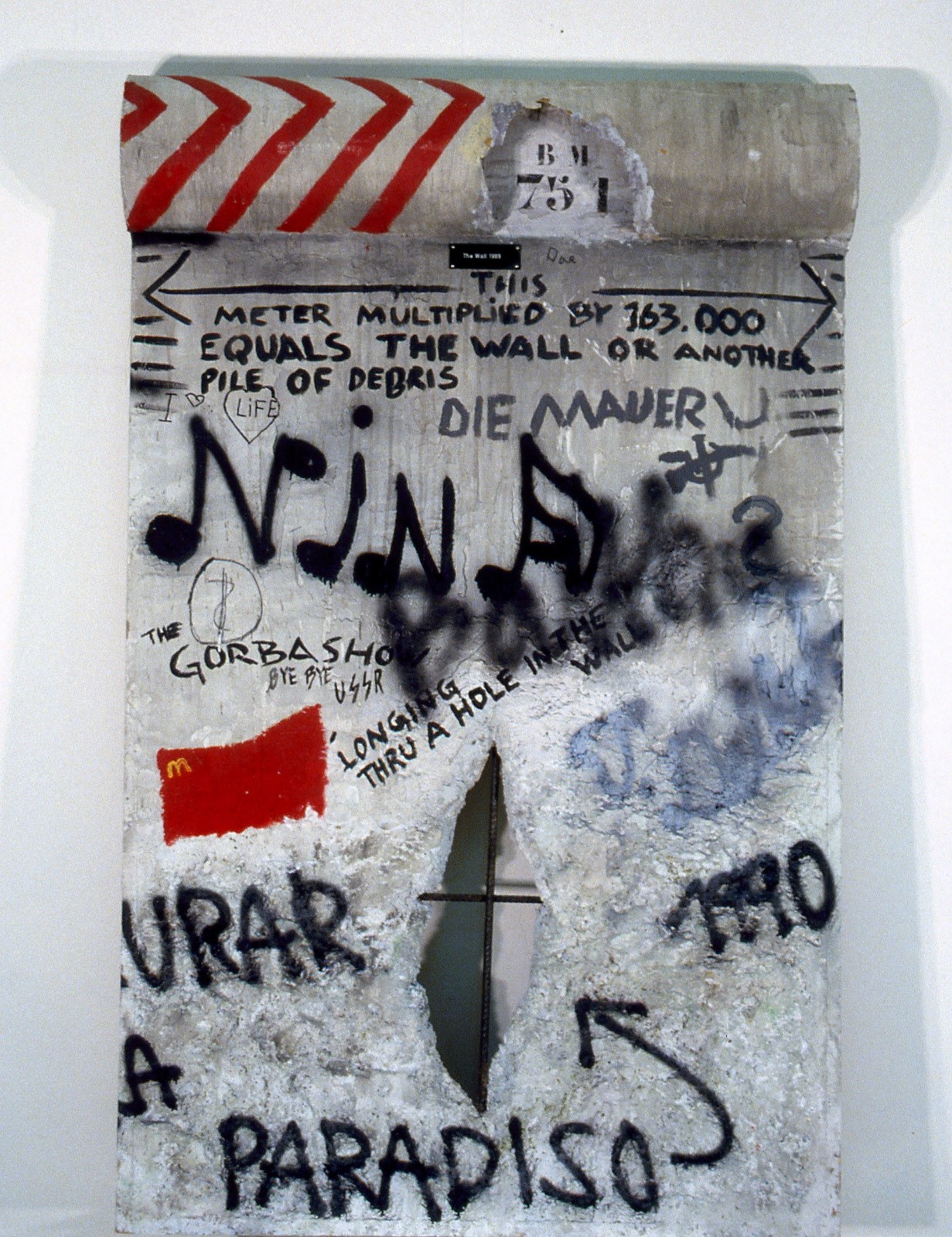 Berlin wall fragment  2 
